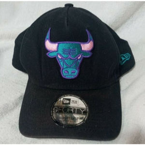New Era 9Fifty Chicago Bulls NBA Adjustable Snapback Cap Hat - One Size -